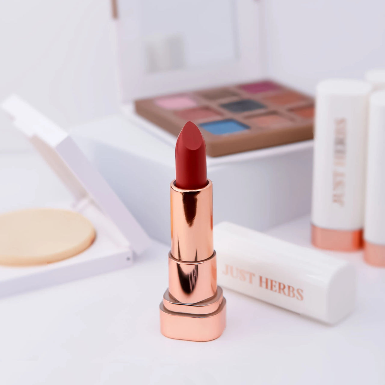 Long Stay Relaxed Matte Bullet Lipstick