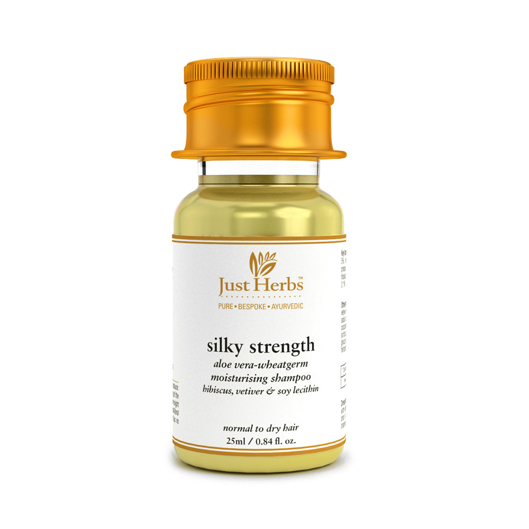 Silky Strength Aloevera-Wheatgerm Moisturising Shampoo - 25ml