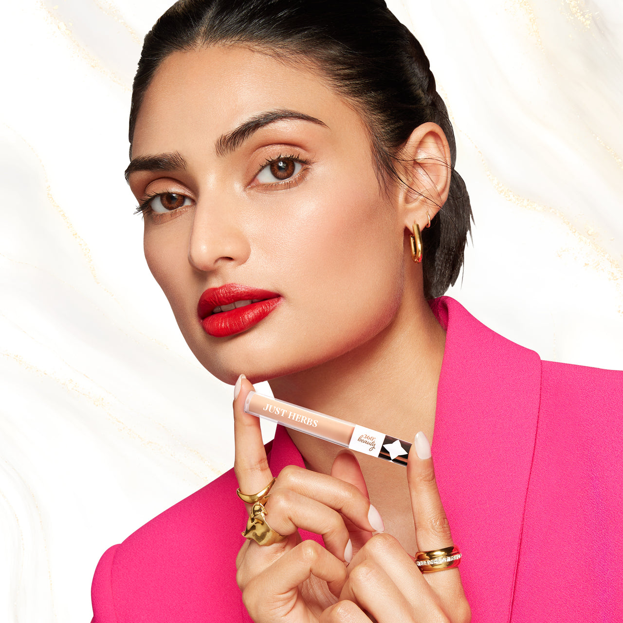 Just Herbs Full Cover Filter Finish Concealer with Kumkumadi and Rice